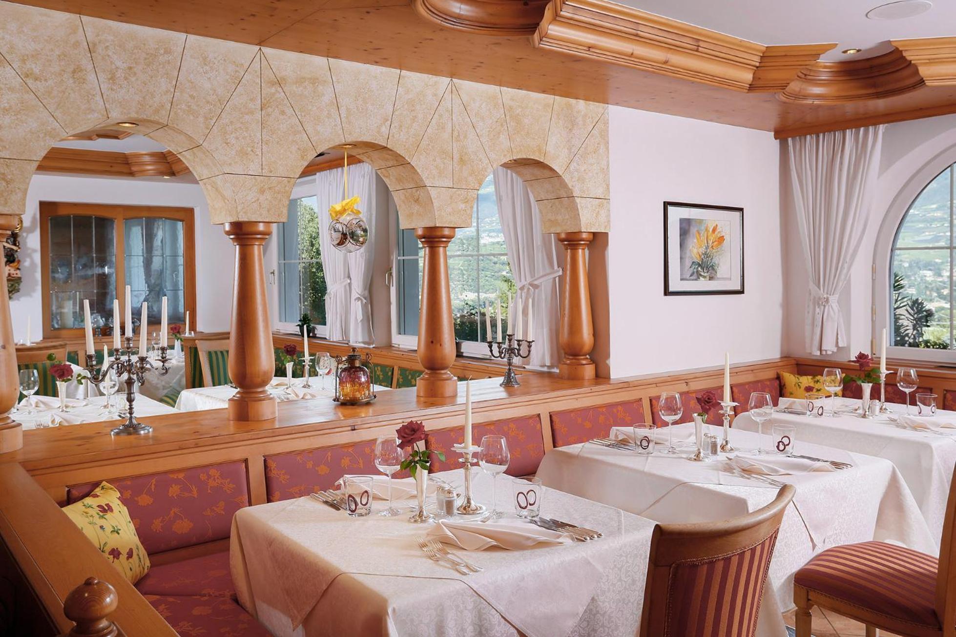 Landhaus Hotel Kristall Marlengo Exterior photo